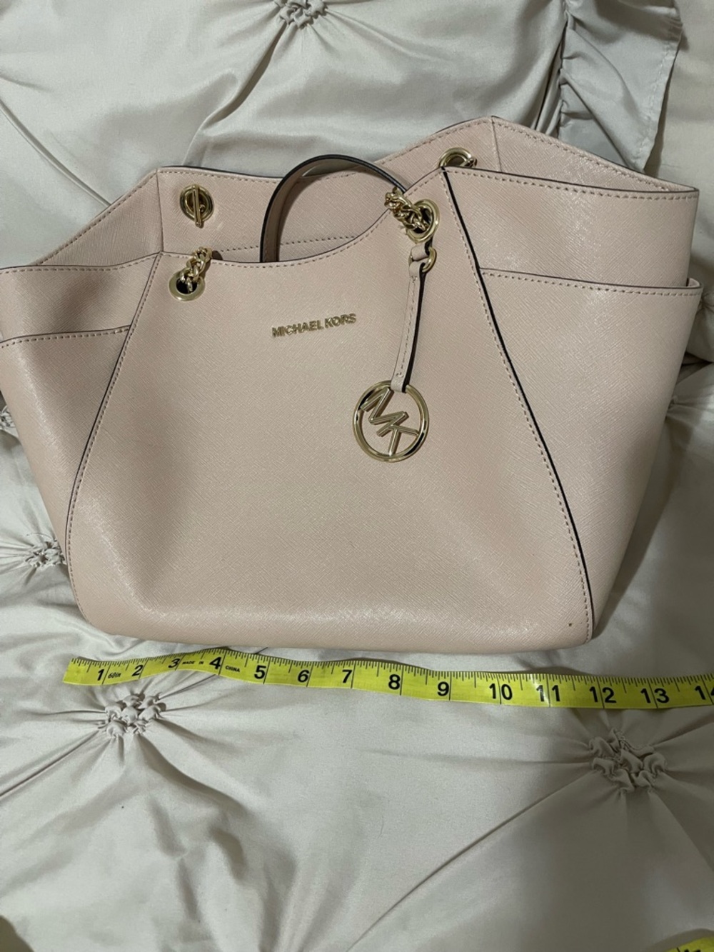 Michael Kors Blush Saffiano Leather Tote with Gold Chain Details - Picture 6 of 9